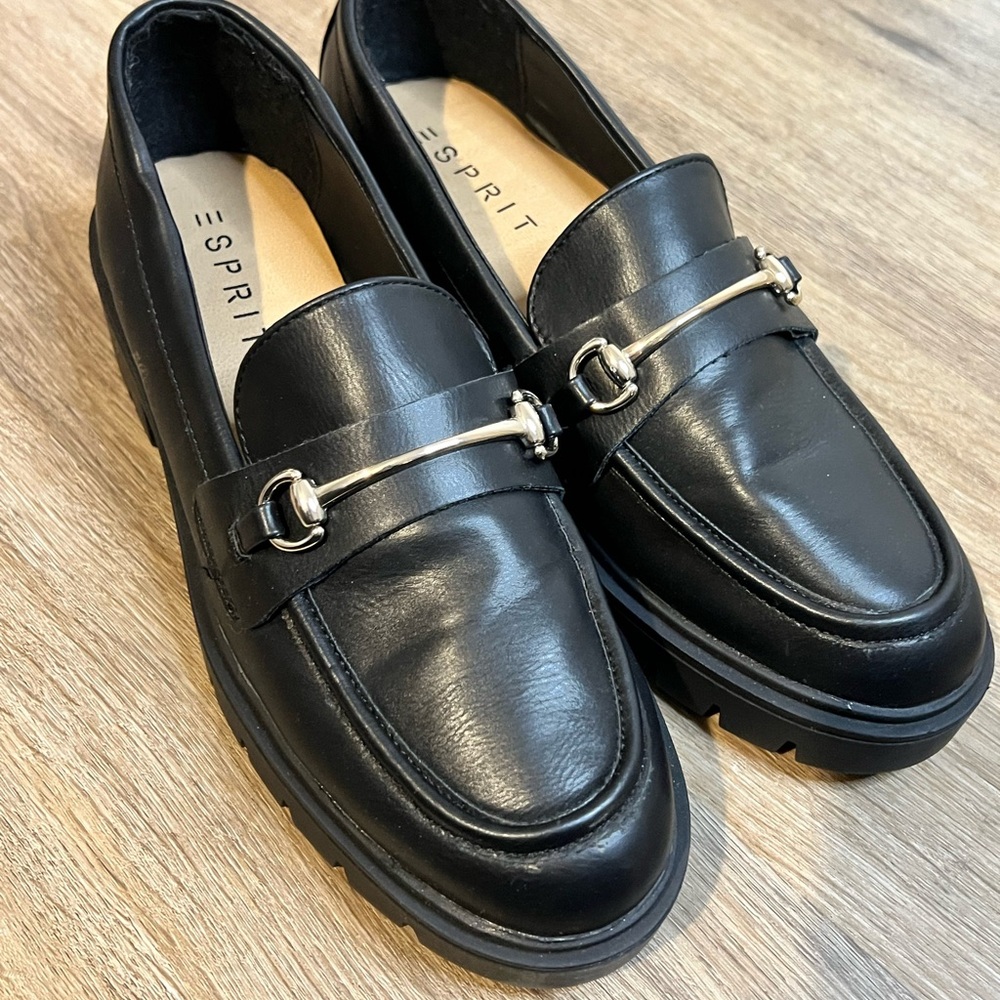 Esprit Classic Black Women’s Slip-On Loafers